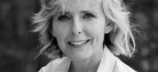 Annica Liljeblad AMBASSADÖR  Hon har en bakgrund både som hyllad skådespelare och TV-journalist. Hennes djurintresse har alltid varit starkt. Annica Liljeblad har arbetat praktiskt för att hjälpa djur på olika sätt, bland annat som volontär för djurambulansen i Sverige och som skötare av räddade noshörningar i Sydafrika.
